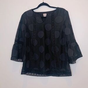 Chico’s Monochromatic Polka‎ Dot blouse. Chico’s Size: 1 (Medium 8/10).